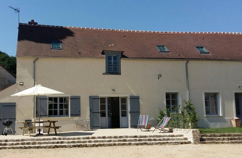 Maurepas Cottage | Gite Maurepas, 5 bedrooms, 11 persons