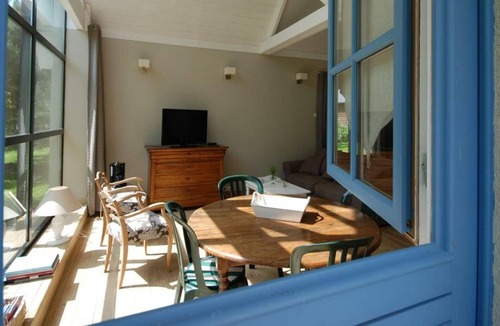 Octeville-sur-Mer Apartment | Gite Octeville-sur-Mer, studio flat, 4 persons