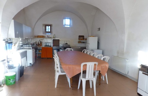 Simiane-la-Rotonde Cottage | GITE OF THE ABBEY OF VALSAINTES