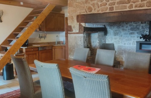 Vanosc House | Gite Plénitude Nature & Soins for 1 to 8 people. A place to recharge your batteries