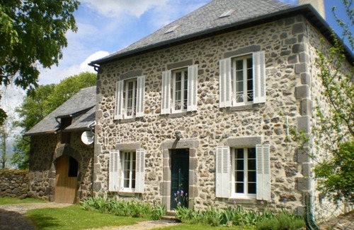 Saint-Cirgues-de-Malbert Cottage | Gite Saint-Cirgues-de-Malbert, 5 bedrooms, 8 persons