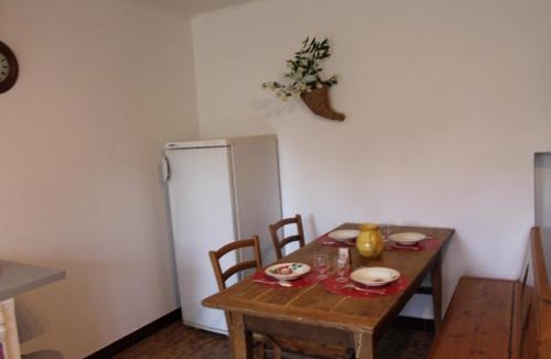 Dolomieu Apartment | Gite Saint Joseph