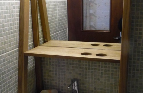 Aveze Apartment | Gîte Sancy, ground floor apartment in bucolic village. Pets allowed