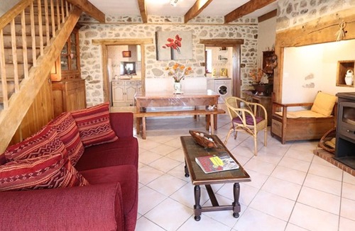 Sansac-Veinazes Cottage | Gite Sansac-Veinazès, 2 bedrooms, 4 persons