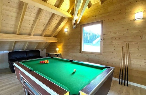 Septmoncel les Molunes Apartment | Gite Spacieux, Cosy, Tout Confort au Pied des Pistes