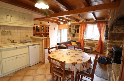 Saint-Marc Cottage | Gite Val-d'Arcomie-Saint-Marc, 2 bedrooms, 4 persons