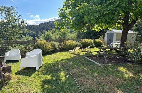 Saint-Nectaire Apartment | Gite with 3 rooms, mountain atmosphere, in St Nectaire in the heart of the Volcanic Park