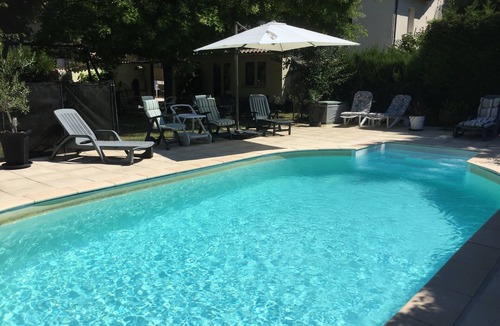 Tremolat Apartment | Gite with pool & fab gardens 5 mins from quaint village with restaurants & shop