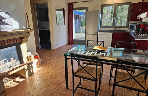 Amboise House | GITE WITH SWIMMING POOL in the heart of the Amboise forest, 5 minutes from Chenonceaux