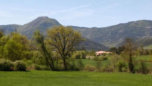 Rosans House | Gites Chameyer