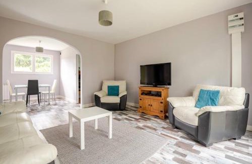 Chevanceaux House | Gites De Le Camus