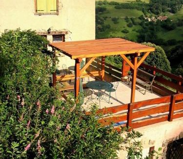 Yzeron House | Gites Des Esselards