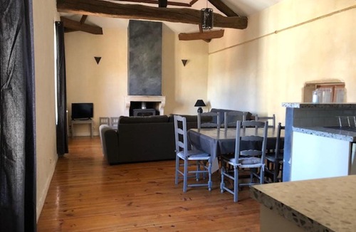 Salles-Arbuissonnas-en-Beaujolais House | Gites du chateau du Breuil