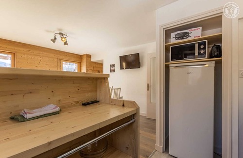 Saint-Michel-de-Maurienne House | Gites DE Beaune - LE Brequin