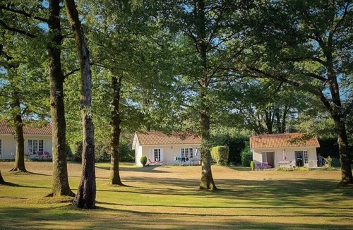 Saint-Saud-Lacoussiere Cottage | Gites in Périgord Vert