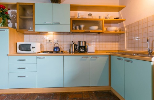 Poggibonsi Apartment | Giuggiolo - Giuggiolo 5 by Interhome