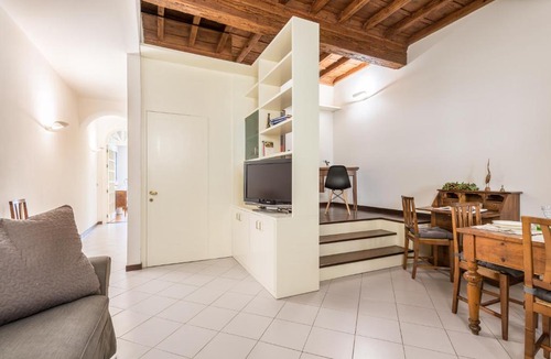 Santissima Annunziata Apartment | Giulietta by Mmega