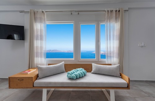 Imerovigli Hotel | Gizis Cliffside Suites