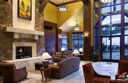 Breckenridge Cabin | GL7 - Large Master one-bedroom, 900 ft., not a suite!