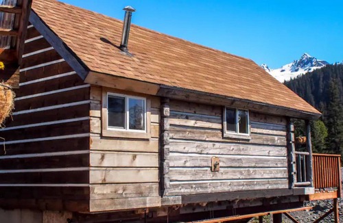 Bear Creek Apartment | Glacier Creek - Tiny Home
