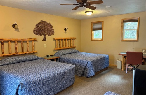 West Glacier Hotel | Glacier Highland Motel
