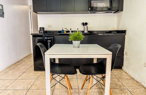 Ponce Centro Apartment | Gladiolas 2103