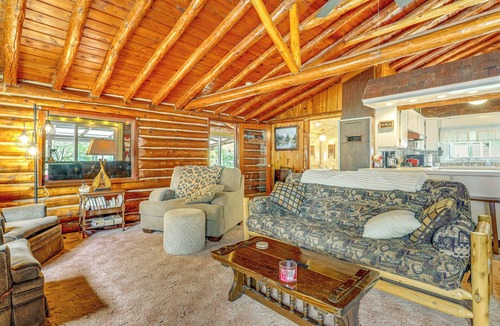 Gladwin Cottage | Gladwin Lakefront Cottage w/Deck, Grill!