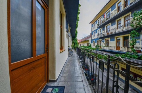 Cluj-Napoca City Centre Apartment | Glam Apartment