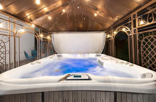 Imperial Beach House | Glam Dragon B, 5-10 Min Walk To Imperial Beach!