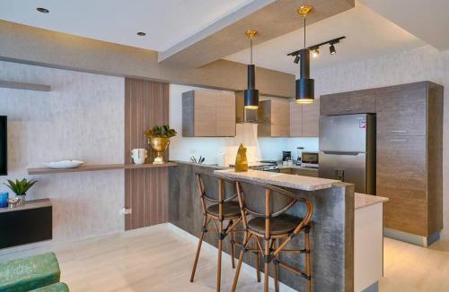 Evaristo Morales Apartment | Glam&Luxexperience Downtownsd Poolgymwifi
