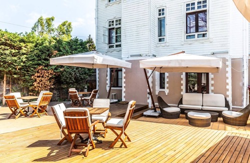 Beylerbeyi Apartment | Glamorous Authentic Studio in Üsküdar