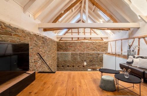 Kronenburg House | Glamorous Cottage mit Kamin und Sauna