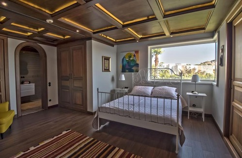 Bodrum City Center Villa | Glamorous Villa with a Pool and Panoramic Sea View