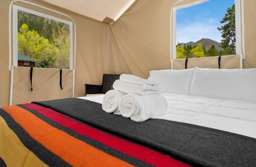 Poudre Park House | Glamp 4- Mule Deer
