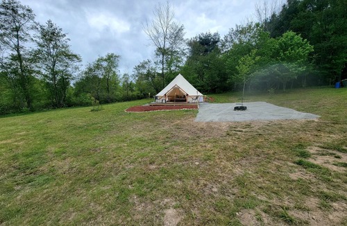 Mount Vision RV Rental | Glamping at Coyote Hollow Park Family site now with soaking tubs*!