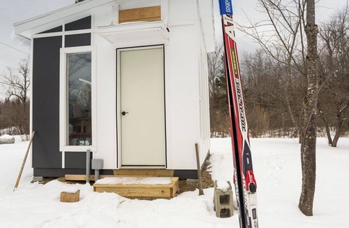 Ripton RV Rental | Glamping hut with WiFi in Ripton, biking, hiking, skiing
