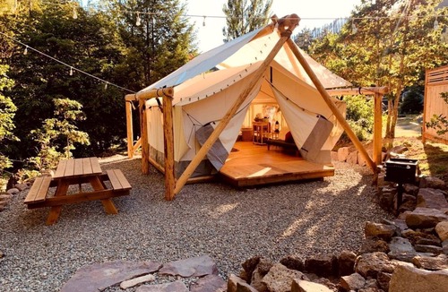 Idleyld Park RV Rental | Glamping! Luxury Tent Explorer in Idleyld Park, OR