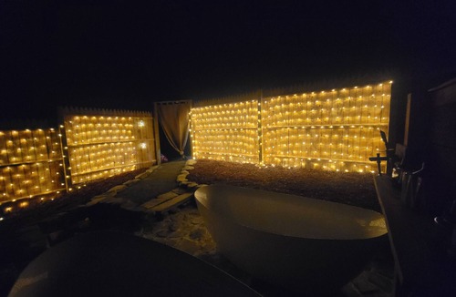 Mount Vision RV Rental | Glamping with soaking tubs in Upstate New York!