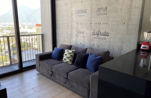 Monterrey Centro Apartment | Glamuroso 2BR Apt King Size con Piscina + Estacionamiento Gratuito