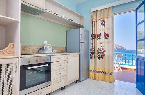 Diafani House | Glaros Hotel