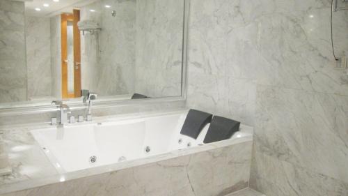 Banqiao Hotel | Glarun Jinling Hotel