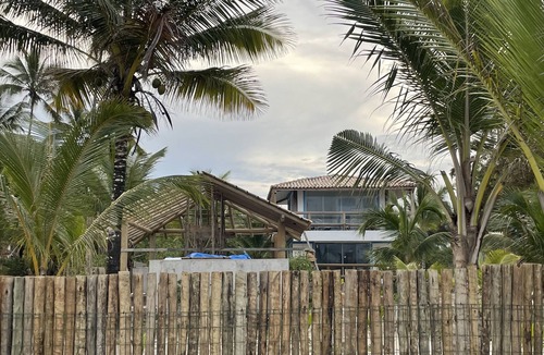 Itacare House | Glass lacquer! Jacuzzi on the sand with gourmet area!
