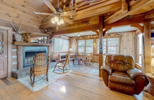 Fairview House | Glass Mountain Treehouse