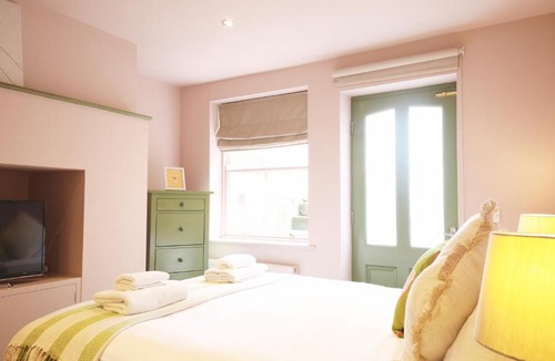 Harrogate Apartment | Glebe Apartment 1