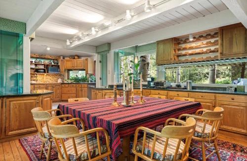 Aspen House | Glen Eagle Drive Home