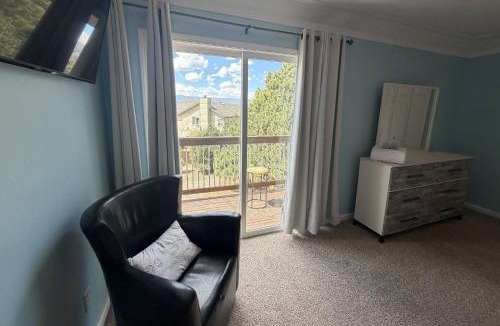 Gleneagle Apartment | Glen Eagle Kingfisher Suite