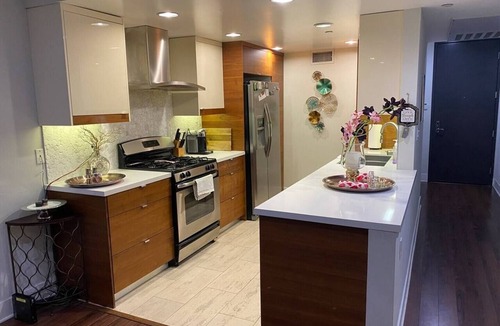 Downtown Condo | Glendale Americana 2 Bedroom 2 Bathroom Condo