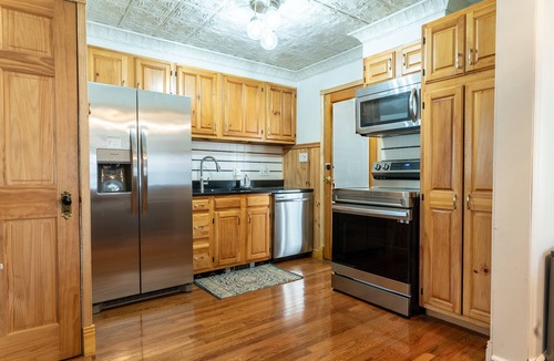 Glens Falls House | Glens Falls Boutique Stay, near skiing, Lake George, Saratoga, Pool!