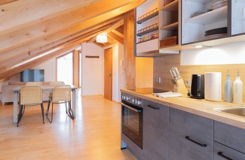 Riegsee Apartment | ღLiboria | Elegant mountain view retreat by the lake