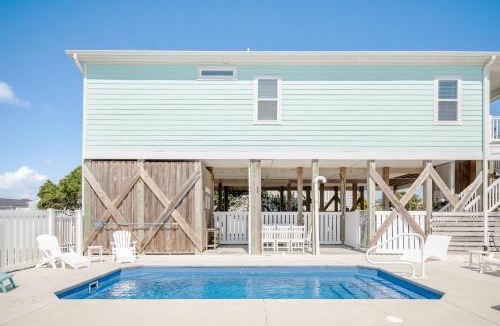 Oak Island House | Glide Path by Oak Island Accommodations